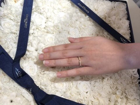 【ショーメ(CHAUMET)の口コミ】 triompheのピンクゴールドです。本来結婚指輪として使うものかもしれない…