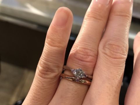 【Ginza Rim(銀座リム)の口コミ】 ピンクダイヤモンドを専用で扱っているお店なので、本当にたくさんのピン…