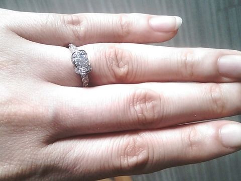 【ティファニー(Tiffany & Co.)の口コミ】 婚約指輪を探し始めて、特にこのブランドでないと！というこだわりはあり…