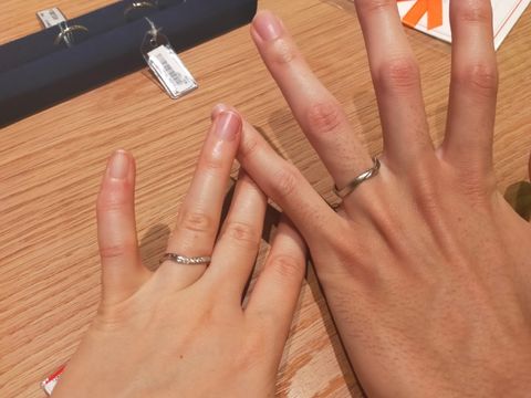 【Princess Bijou(プリンセス・ビジュー)の口コミ】 
ディズニーのアリエルモチーフの指輪です。S字ウェーブで海の波を表現さ…