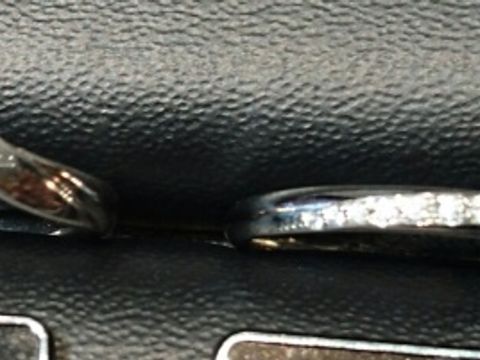 【ラザール ダイヤモンド(LAZARE DIAMOND)の口コミ】 とにかくダイアモンドが沢山ついててキラキラしたものを探していたので、…