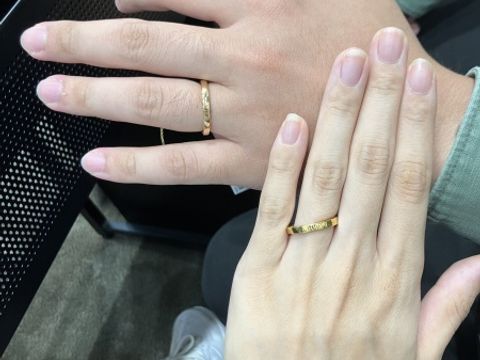 【DIYARTH(ディヤース)の口コミ】 ゴールドのお色がイエロー味が強く、でもいやらしい感じでは全くなく派手…