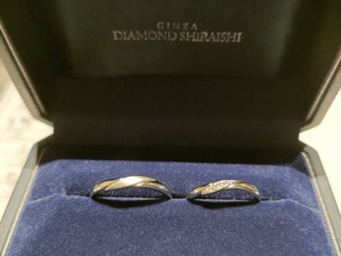 【銀座ダイヤモンドシライシの口コミ】 シンプルで結婚指輪らしいデザインの指輪を希望していました。安くはない…