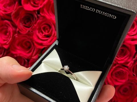 【エクセルコダイヤモンド(EXELCO DIAMOND)の口コミ】 指輪のデザインがとても自分の好みで気に入り、価格帯も考えていた予算内…