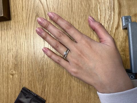 【CRAFY(クラフィ)の口コミ】 二人の好きなデザインが作れます。
実際にサンプルをみながら自由にイメー…