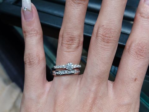 【ラザール ダイヤモンド(LAZARE DIAMOND)の口コミ】 同僚がラザールさんで指輪を購入しておすすめされたので、HPをみてみたと…