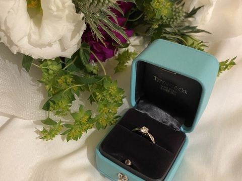 【ティファニー(Tiffany & Co.)の口コミ】 サプライズで購入してくれたので以下のコメントは、夫に聞いた内容です。
…