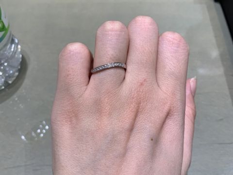 【アイプリモ(I-PRIMO)の口コミ】 ウェーブでダイヤが付いているものをリクエストし、持ってきていただいた…