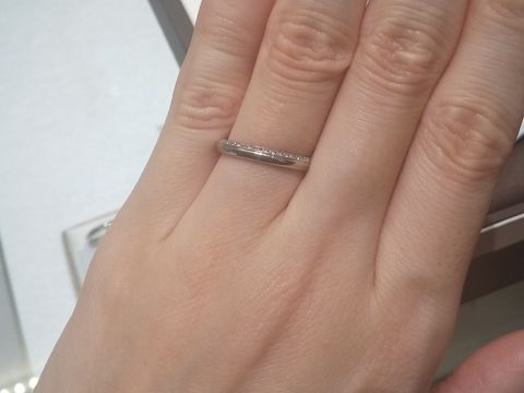 【アイプリモ(I-PRIMO)の口コミ】 3wayの使い方が出来るので、仕事でもつけられると思い気に入りました。ダ…