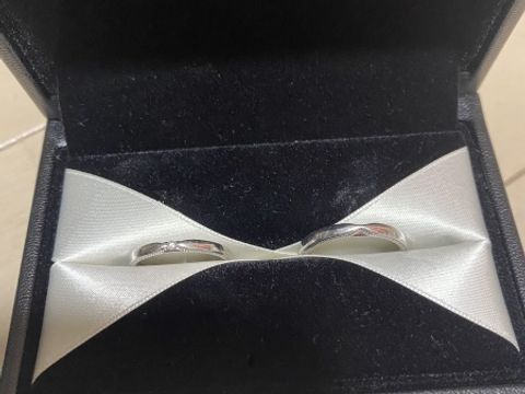 【エクセルコダイヤモンド(EXELCO DIAMOND)の口コミ】 いつも身につけていたいので、シンプルだけど品があるような指輪を選びま…