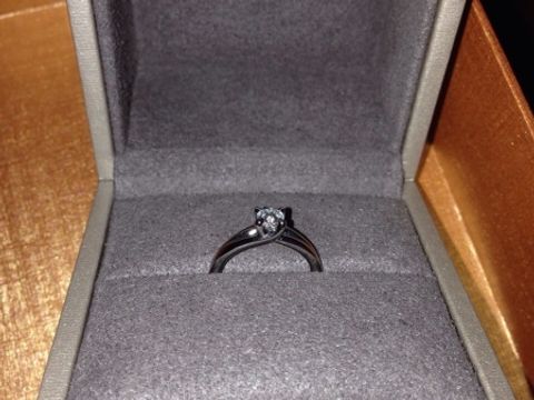 【ショーメ(CHAUMET)の口コミ】 このブランドの指輪が欲しくて、ある程度のデザインは決めて行きましたが…