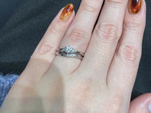 【アイプリモ(I-PRIMO)の口コミ】 ウェーブになっていて指が綺麗に見えます。水かきにそってフィットするよ…