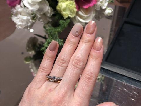 【ティファニー(Tiffany & Co.)の口コミ】 ピンクゴールドとプラチナの重ね付けが可愛いと思いました。イエローゴー…