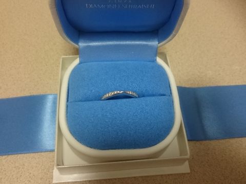 【銀座ダイヤモンドシライシの口コミ】 エタニティを探していて、いろいろな太さのを見せてもらいました。デザイ…