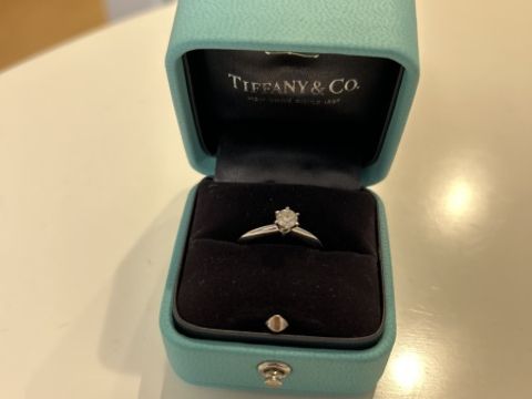【ティファニー(Tiffany & Co.)の口コミ】 シンプルなデザインが気に入りました。また、ダイヤモンドが立体的に見え…
