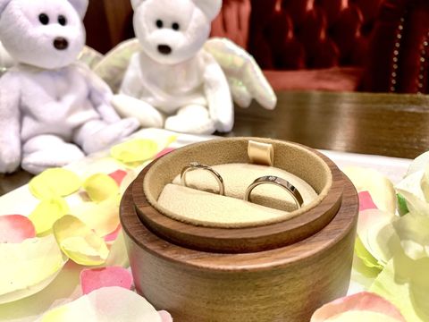 【COLANY(コラニー)の口コミ】 婚約指輪をコラニーで購入したので、結婚指輪もコラニーでお揃いにっ
可愛…