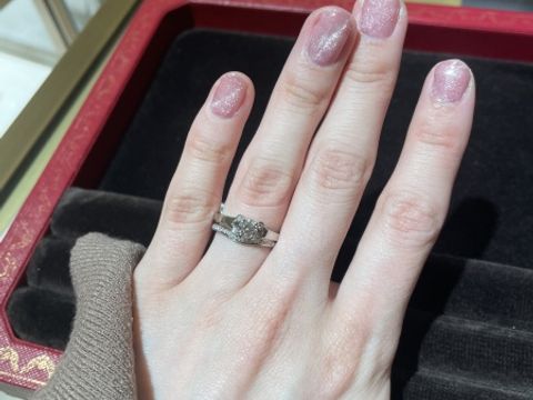 【カルティエ(Cartier)の口コミ】 一目で「カルティエ」とわかるデザイン。とても存在感があり素敵です。輪…