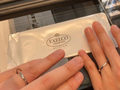 【エクセルコダイヤモンド(EXELCO DIAMOND)の口コミ】 シンプルなデザインですが、プラチナでしっかりとした造りであることがお…