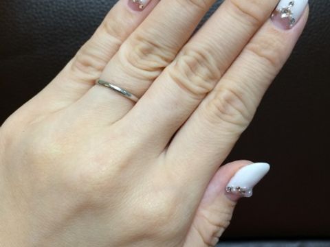 【グッチ(GUCCI)の口コミ】 主人の仕事柄、極細の結婚指輪を探していたところやっと出会った物です。…