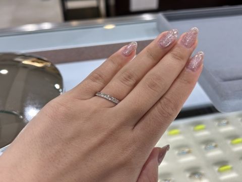 【宝寿堂(ほうじゅどう)の口コミ】 ダイヤのものからシンプルなものまで、幅広く形がありました。
ダイヤの個…