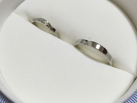 【【閉業】フラー・ジャコー(FURRER-JACOT)の口コミ】 「sakura」というブランド名にある通り、上から見ると指輪が桜の形になっ…