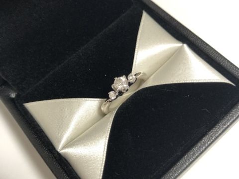 【エクセルコダイヤモンド(EXELCO DIAMOND)の口コミ】 最初はダイヤモンドに一目惚れし、ダイヤのみ先に購入しました。枠は他の…