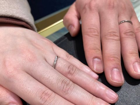 【4℃ BRIDAL(ヨンドシーブライダル)の口コミ】 シンプルなものが中心であるが、品揃えが多く、シンプル中心でちょっと遊…