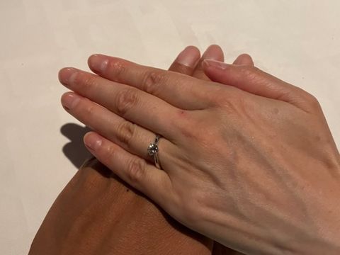 【カオキ　ダイヤモンド専門卸直営店の口コミ】 インタネットで婚約指輪を探していたところ、いい石がとてもリーズナブル…