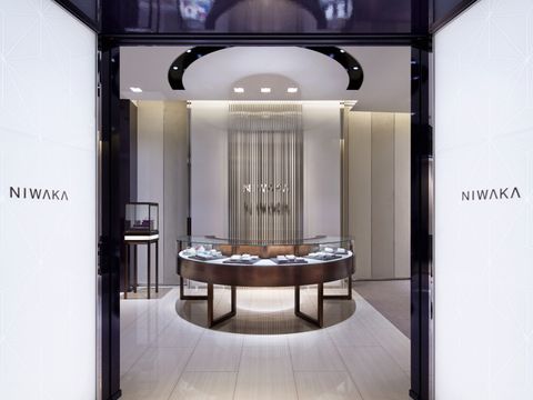 俄(にわか) 近鉄あべのハルカス店