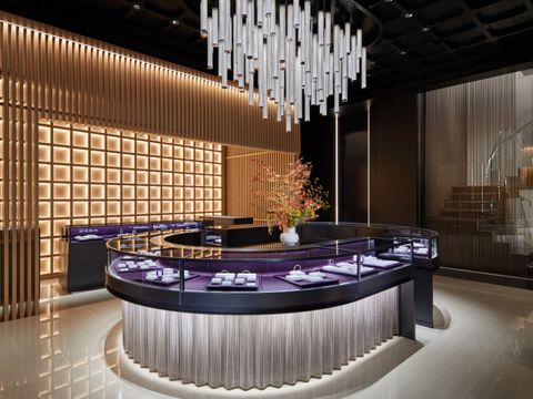 俄(にわか) 銀座店