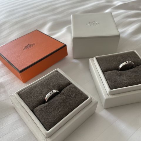 【エルメス(HERMES)の口コミ】 最近はそれぞれ好きなデザインにするオシャレなカップルも増えてますが、…