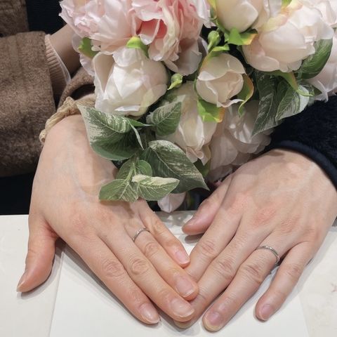 【アイプリモ(I-PRIMO)の口コミ】 主張控えめの細身のタイプですが、ダイヤモンドが３連でついており、さり…