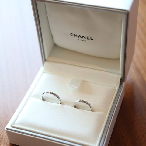 【シャネル(CHANEL)の口コミ】 指輪を選び始めた当初は、つけ心地の良いシンプルなプラチナリングを探し…