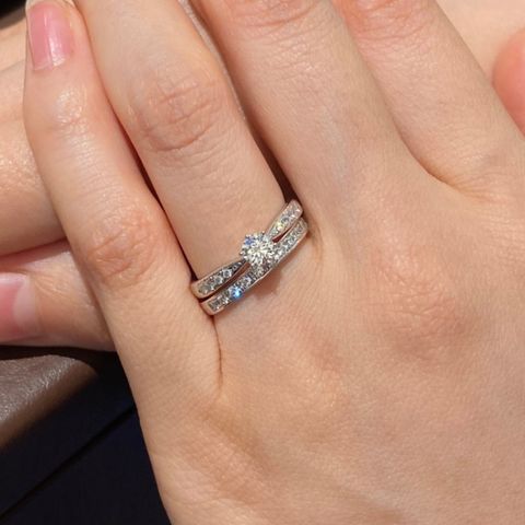 【TASAKI(タサキ)の口コミ】 シンプルなものから、少しデザイン的なものまで種類が豊富です。同じデザ…