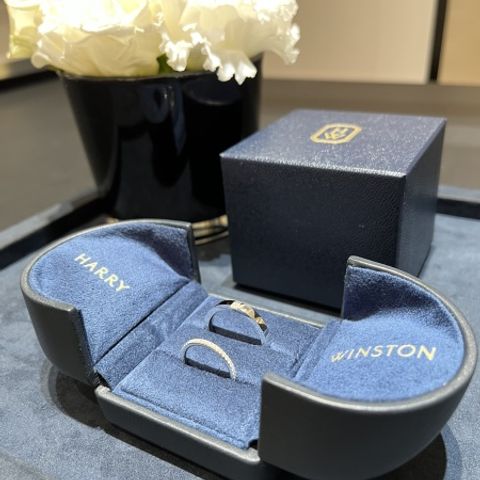 【ハリー・ウィンストン(Harry Winston)の口コミ】 見惚れてしまうような美しいダイヤモンドで、心を奪われました。プリンセ…