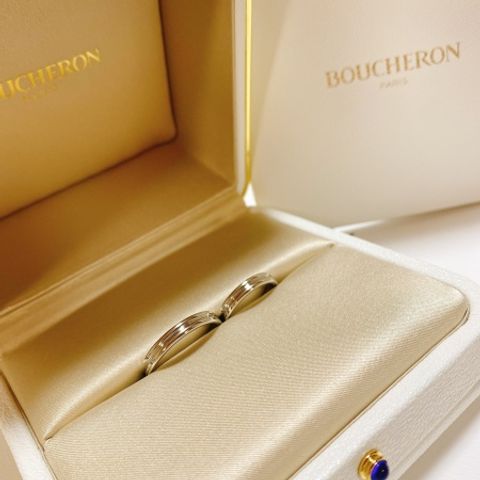 【ブシュロン(BOUCHERON)の口コミ】 指輪のデザインがシンプルでダイヤも
付いていないものにしましたが、
夫…