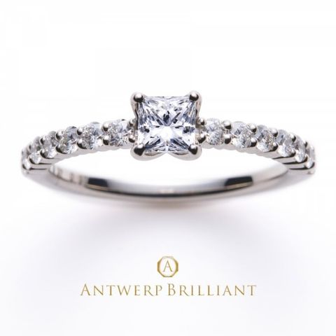 【BRIDGE ANTWERP BRILLIANT GALLERY(ブリッジ・アントワープ・ブリリアント・ギャラリー)】華やかでオシャレなプリンセスカットダイヤモンドをセッティングしたかわいい婚約指輪　”D line Star”D line Star” Princess Cut Diamond Line Ring