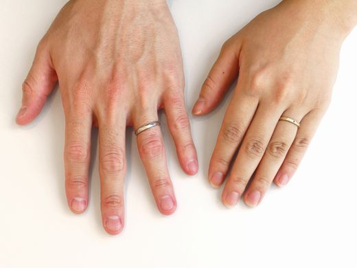 ルビー1石をポイントにしたリング