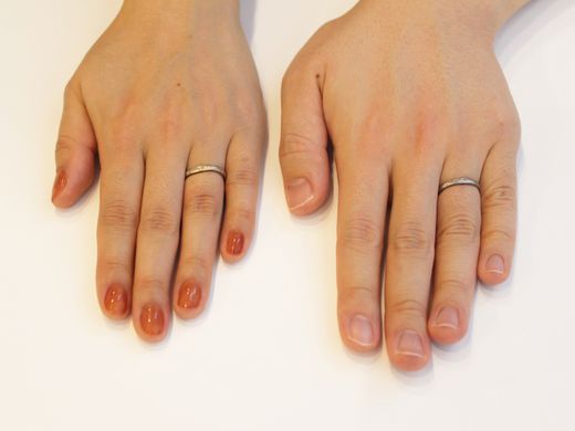 自分たちらしい自由な結婚指輪