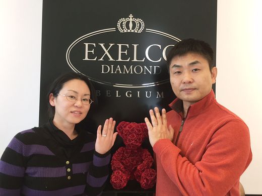 マリッジとエンゲージを重ねづけできるところが気に入っています_605