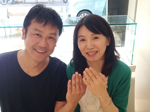 他店にない宝石のアクセント、ブラックダイヤモンドが気に入っています_429