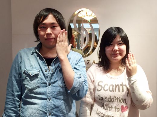 ミル打ちがオシャレで、リングのデザインがとても気に入りました_206