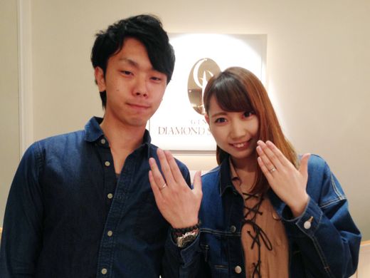 婚約指輪に合う結婚指輪の候補を何点も出してくれました_292