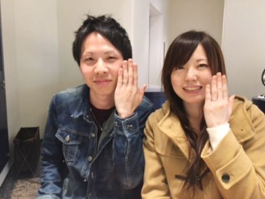 見た感じのシンプルなデザインと指がキレイに見えるところが気に入りました_姫路店_905