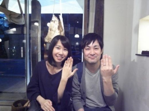 普段指輪をしないのですが、とても可愛いデザインで気に入りました!