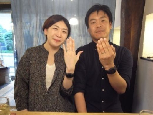 素敵な指輪、一生大切にします。