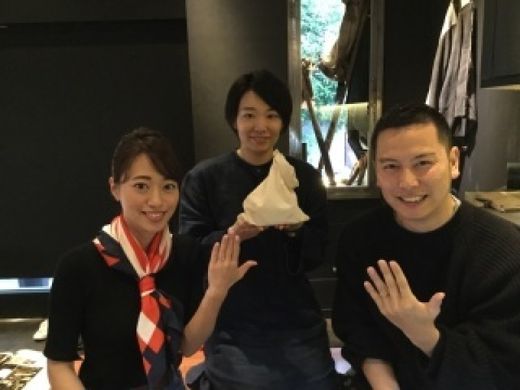 毎日ゆびわを見て仕事も頑張れそうです。