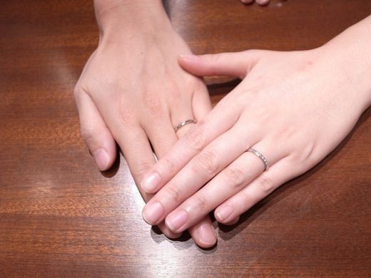 【オレッキオ 表参道店】バゲットカットダイヤの上品な輝き