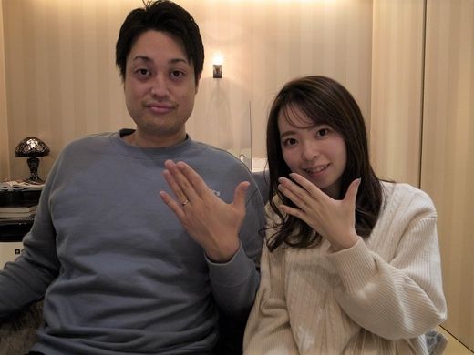 輝きに惹かれた結婚指輪