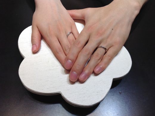 婚約指輪と結婚指輪を選びました♪